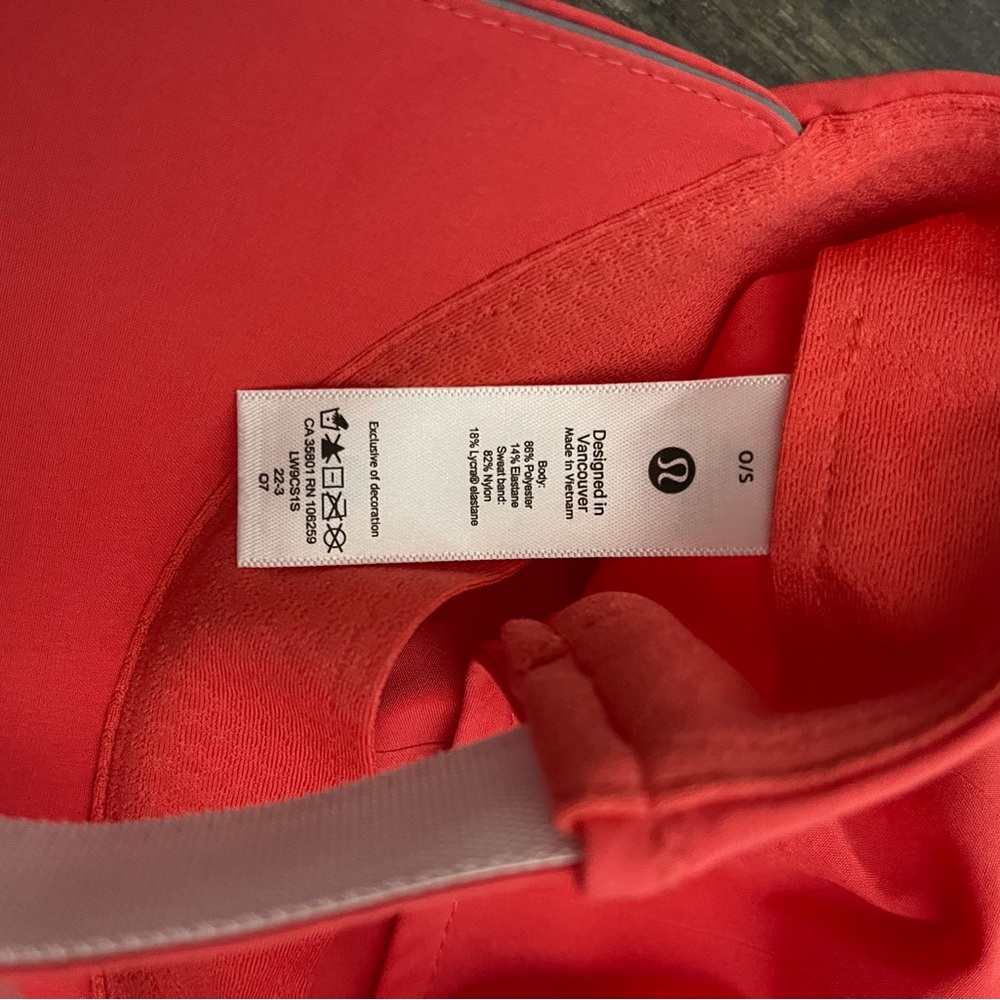Lululemon running hat, one size, like new - Picture 7 of 7